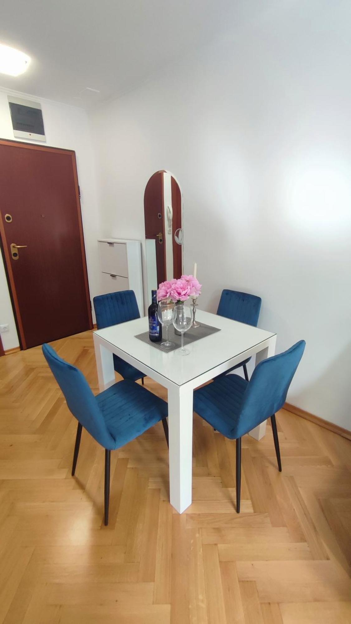 Apartment Paolo By The Beach Znjan Split Ngoại thất bức ảnh