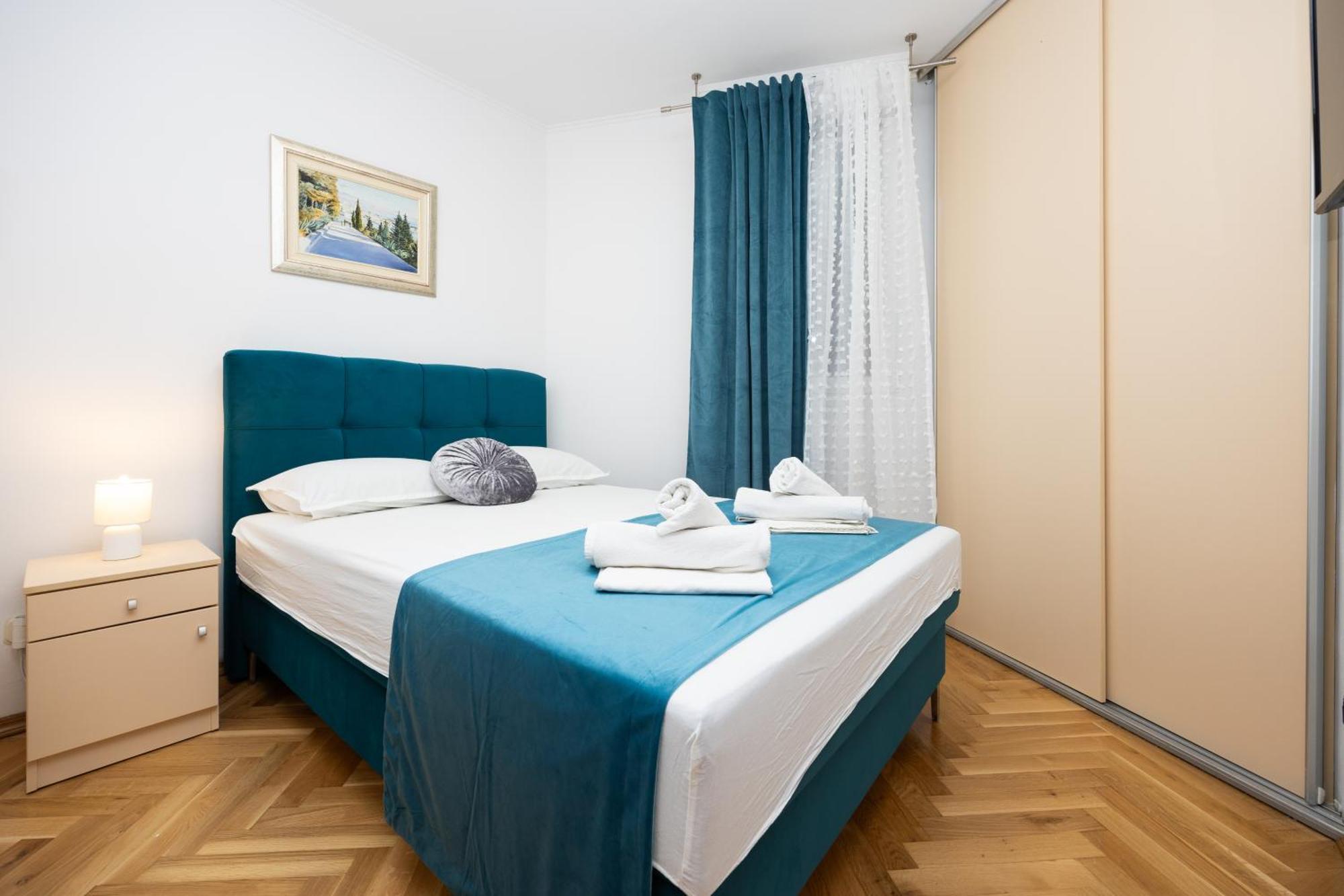 Apartment Paolo By The Beach Znjan Split Ngoại thất bức ảnh